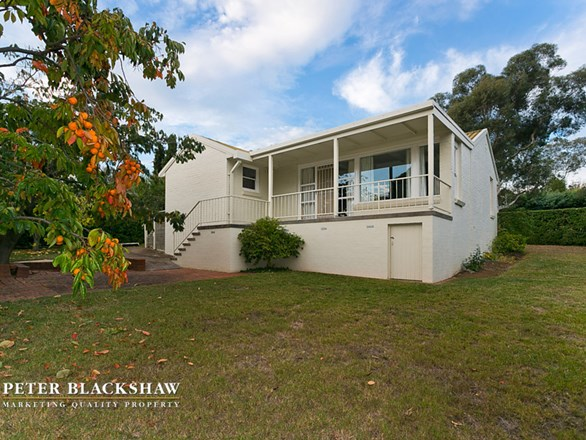 13 Gawler Crescent, Deakin ACT 2600