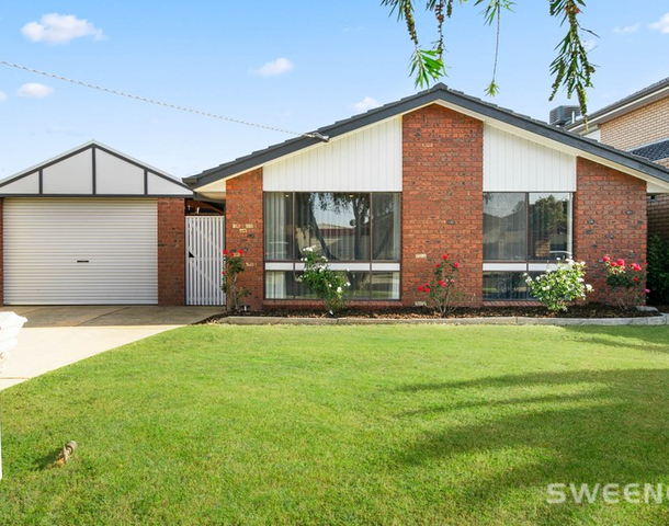 18 Roach Drive, Altona Meadows VIC 3028