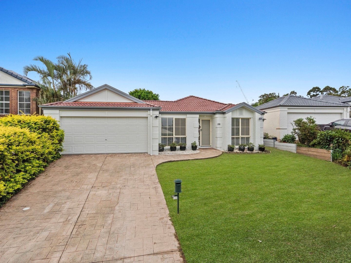 4 bedrooms House in 39 Winton Crescent MURARRIE QLD, 4172
