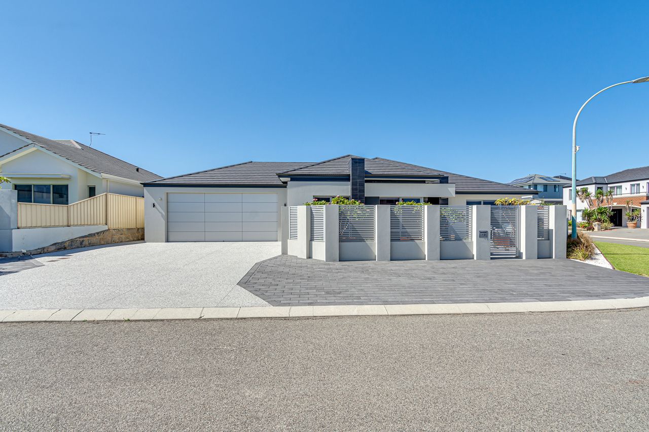 3 bedrooms House in 19 Wrasse Cnr YANCHEP WA, 6035