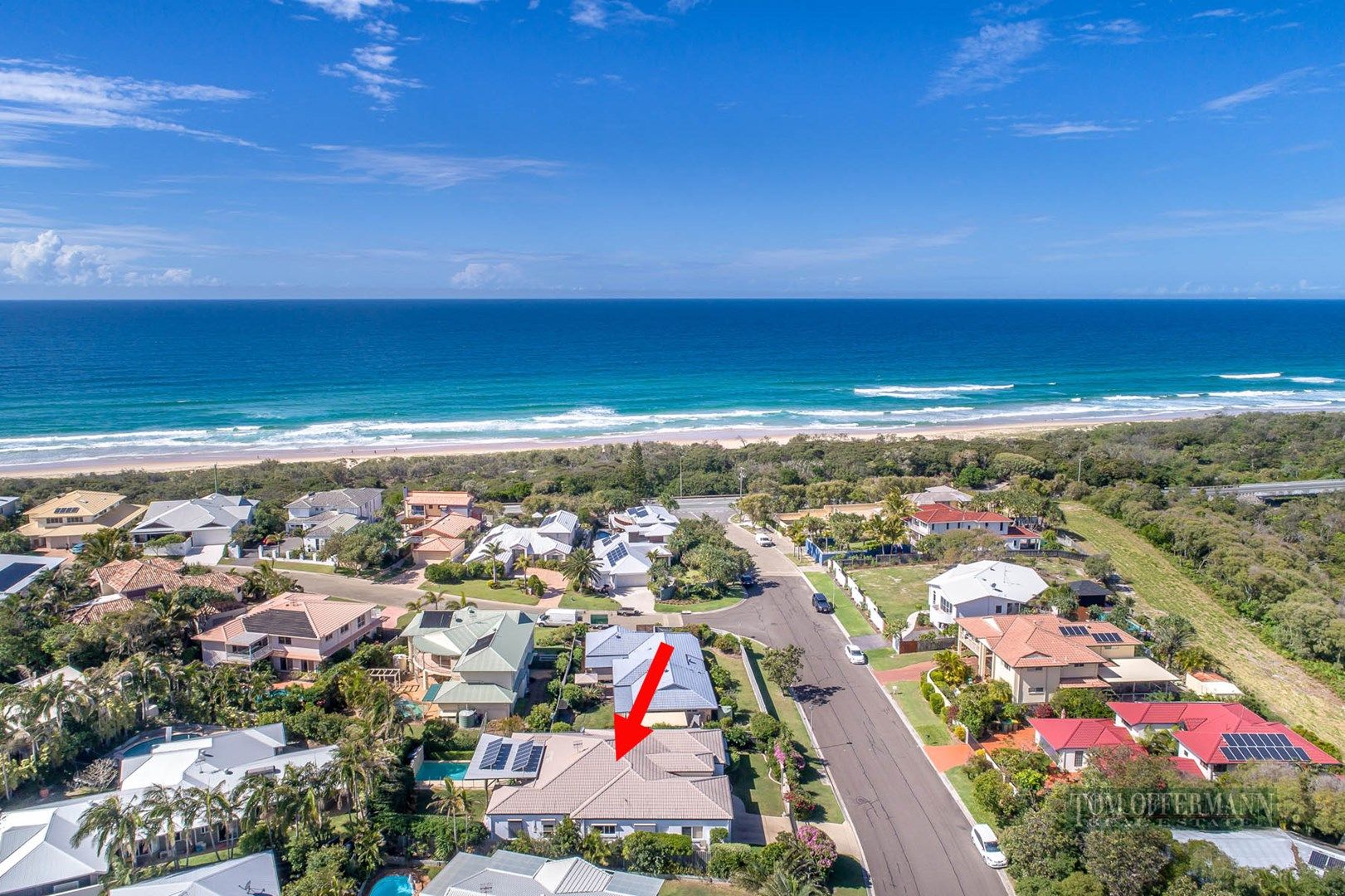 6 Wavecrest Drive, Castaways Beach QLD 4567, Image 0