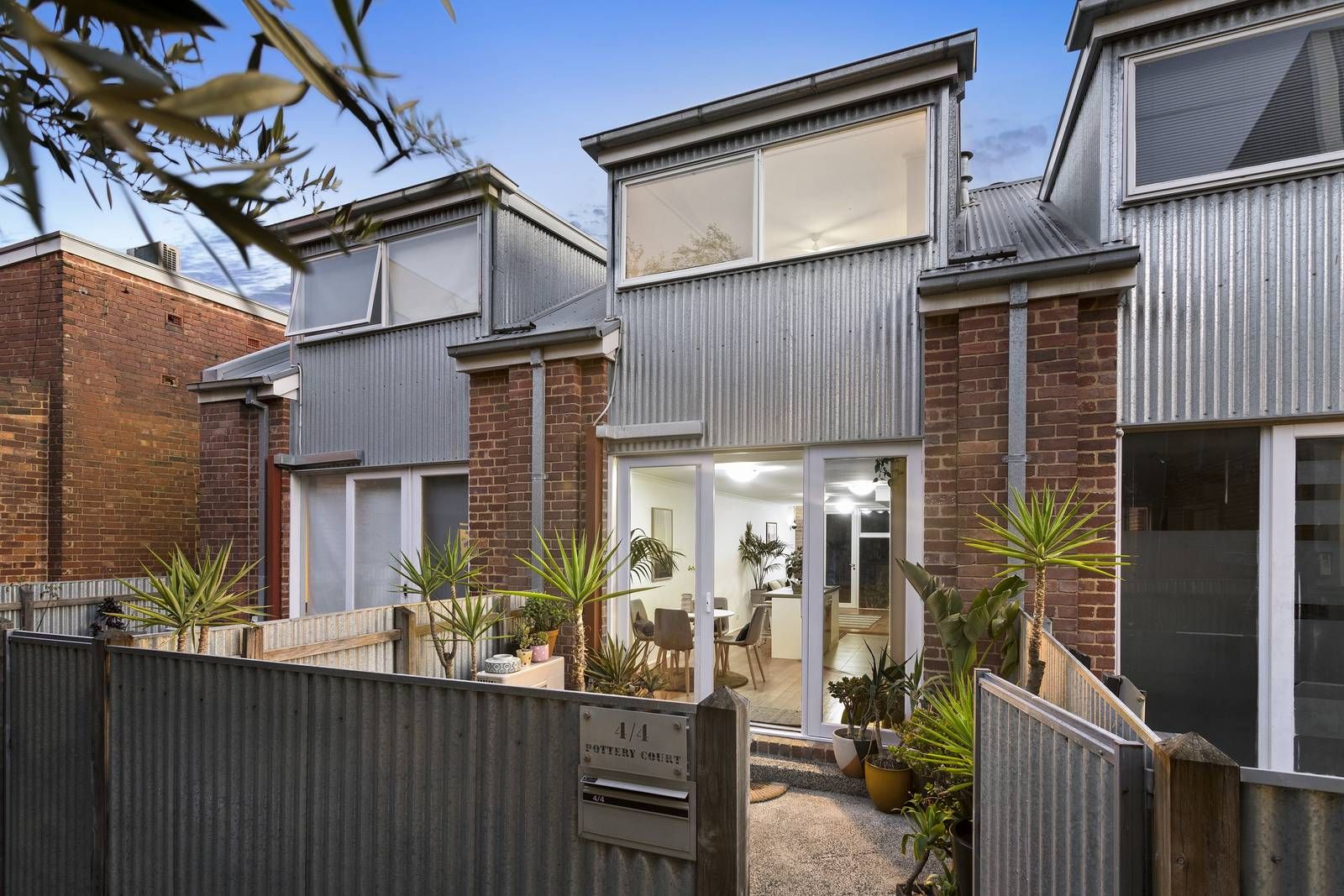 4/4 Pottery Court, Brunswick VIC 3056, Image 0