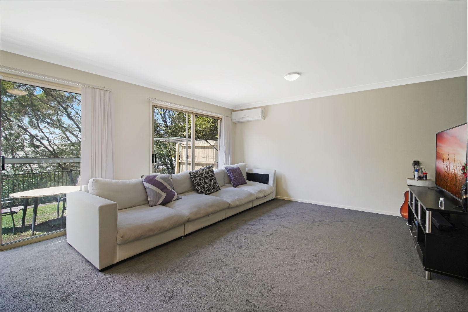 8/3 Arundel Drive, Arundel QLD 4214, Image 2