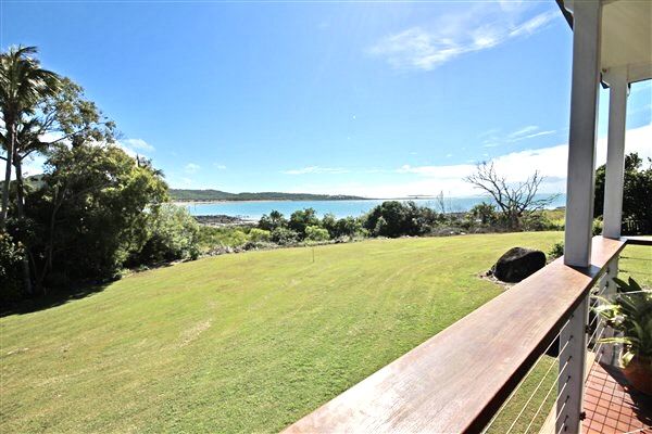 3 Inlet Court, Campwin Beach QLD 4737