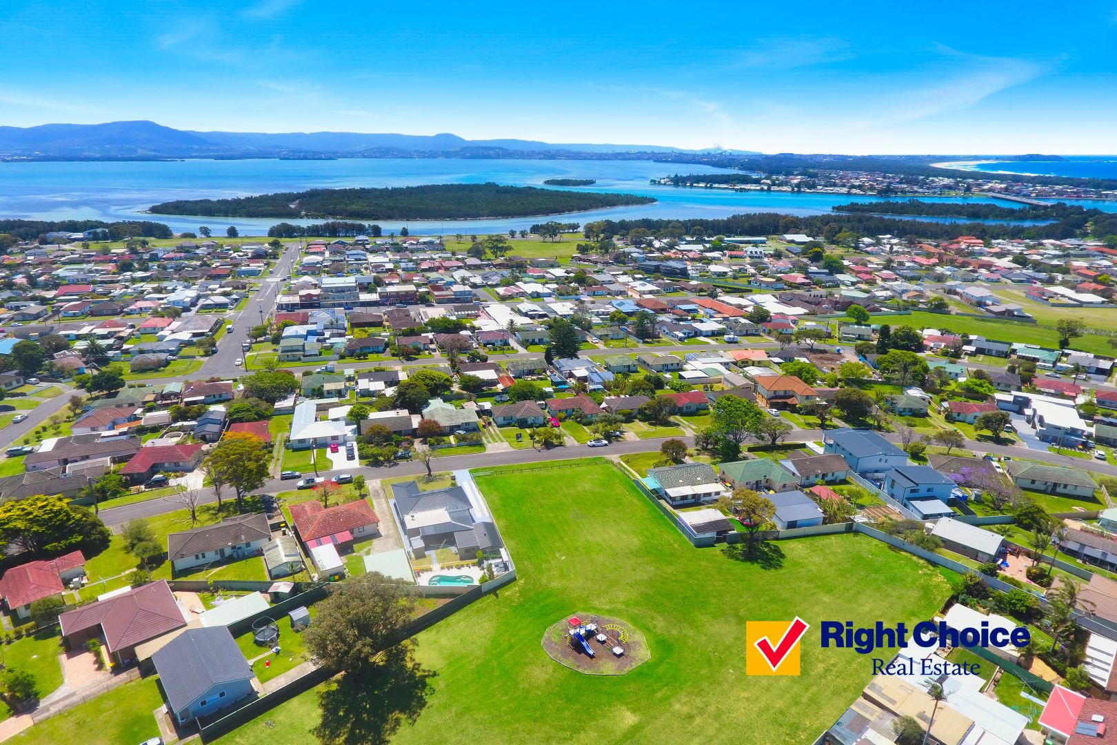 4 Elouera Street, Lake Illawarra NSW 2528, Image 2