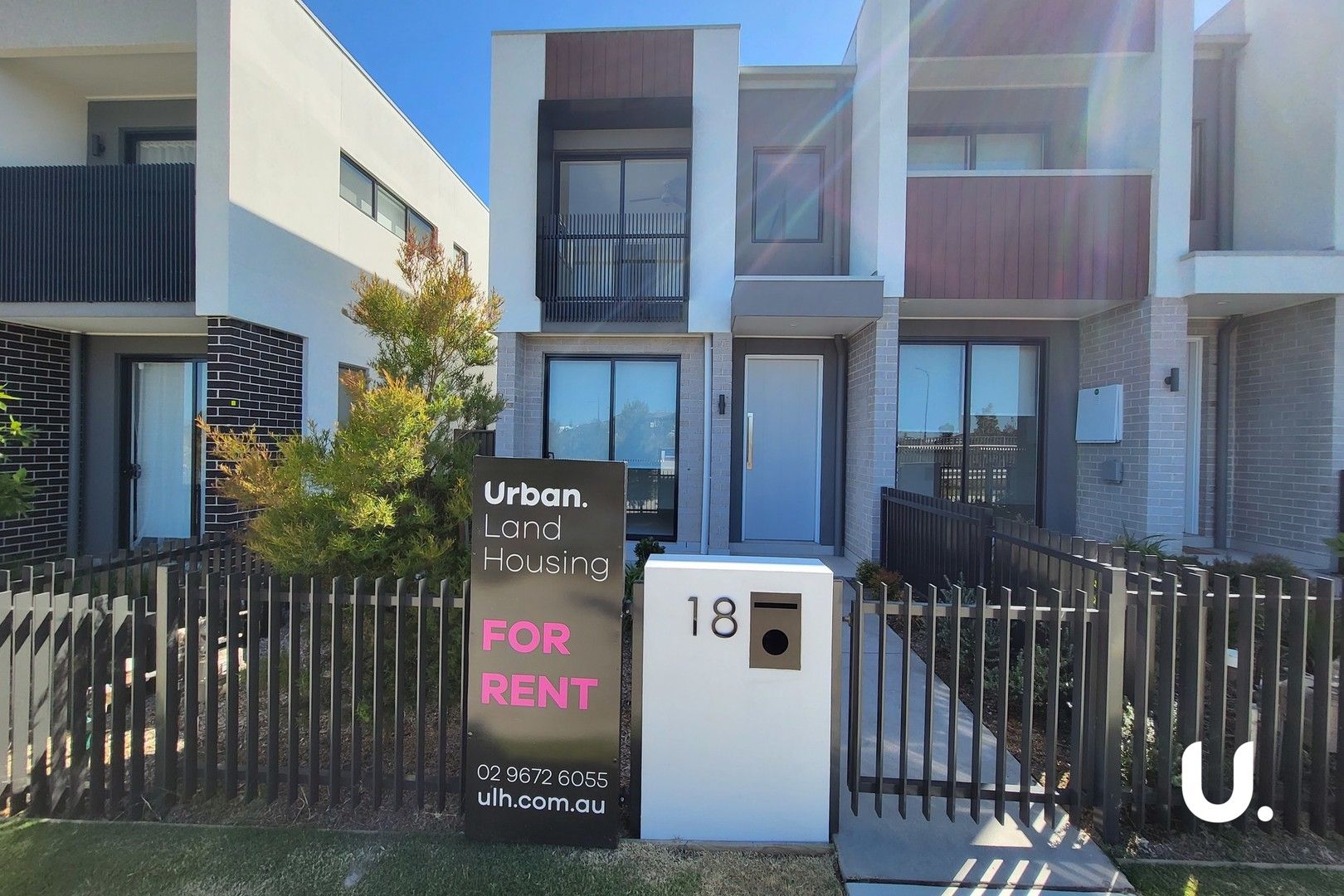 2 bedrooms House in 18 Bunyip Walkway MARSDEN PARK NSW, 2765