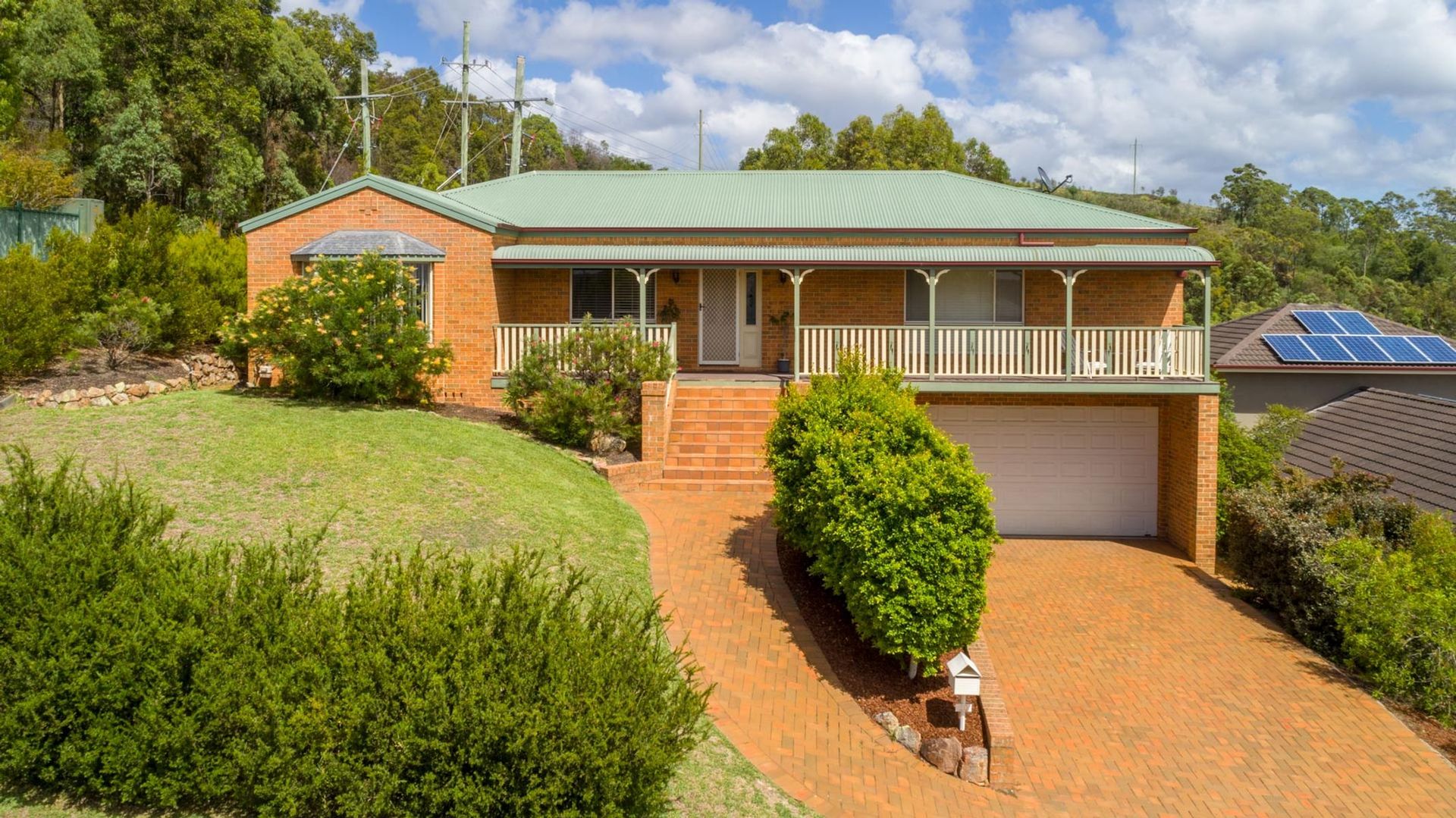 20 Hillview Crescent, Macquarie Hills NSW 2285, Image 2