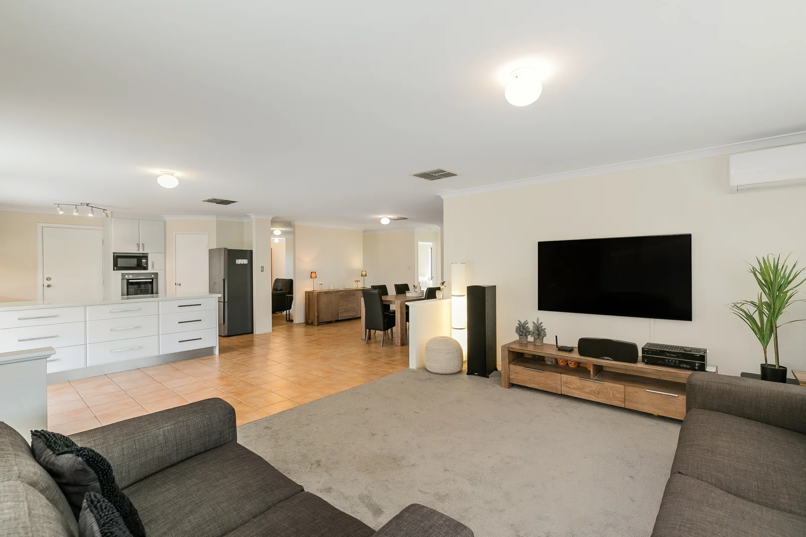 Additional image 18 of 37 Ellington Terrace, Port Kennedy WA 6172