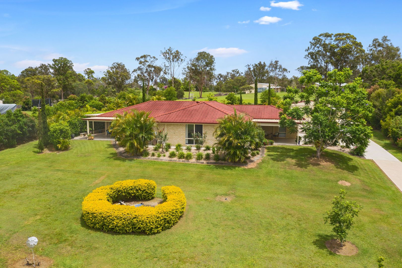 51 Azure Avenue, Banks Pocket QLD 4570, Image 2