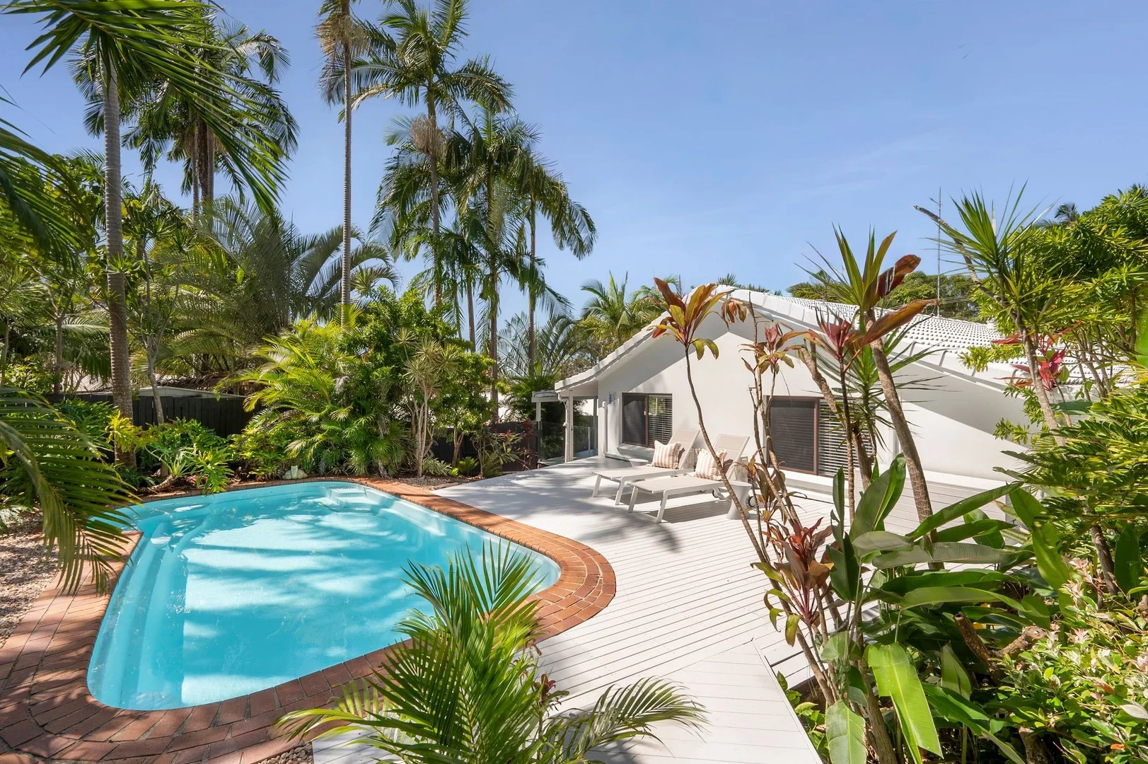 6 Camille Court, Mount Coolum QLD 4573