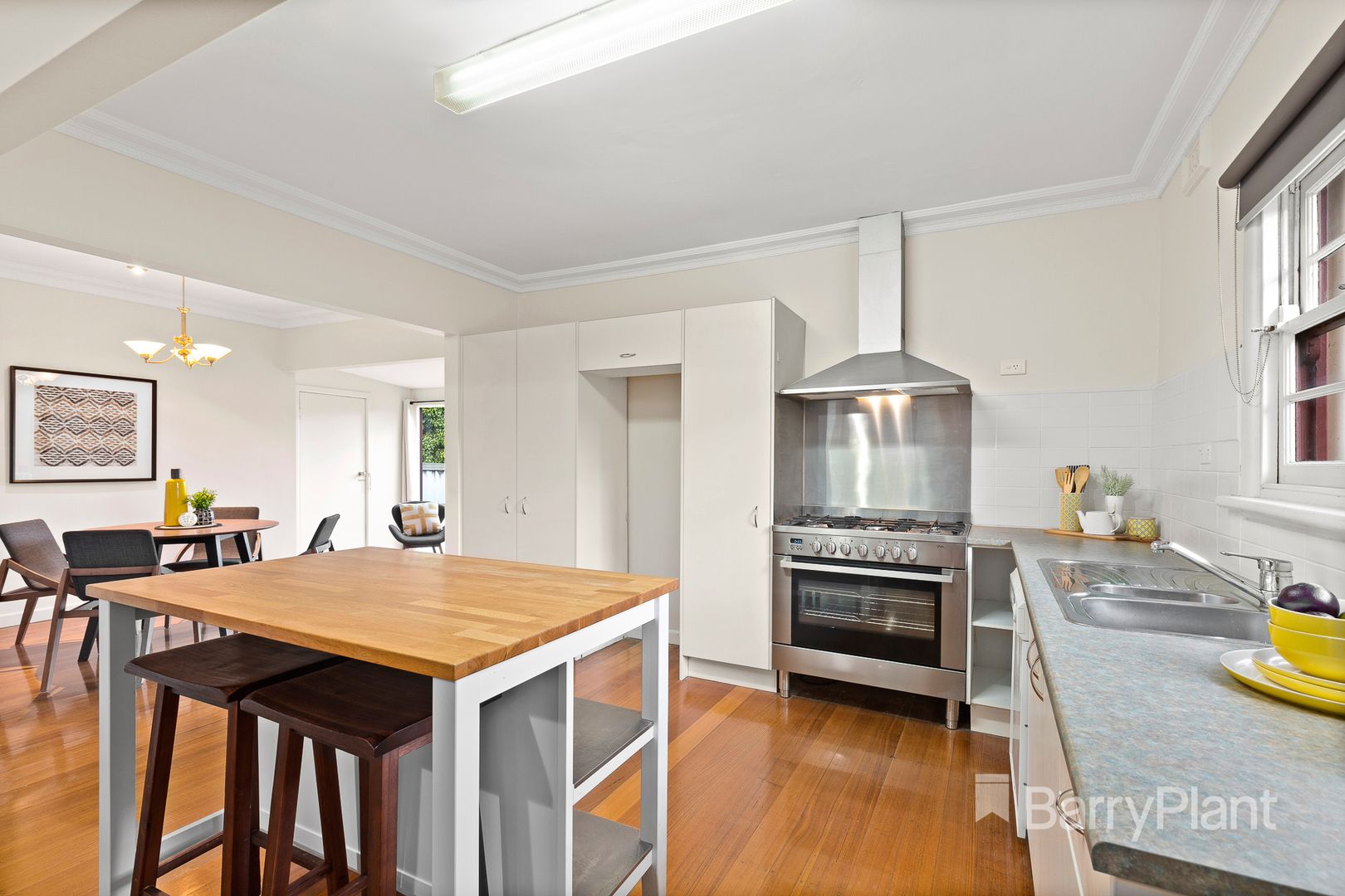 28 Allendale Road, Croydon VIC 3136, Image 2