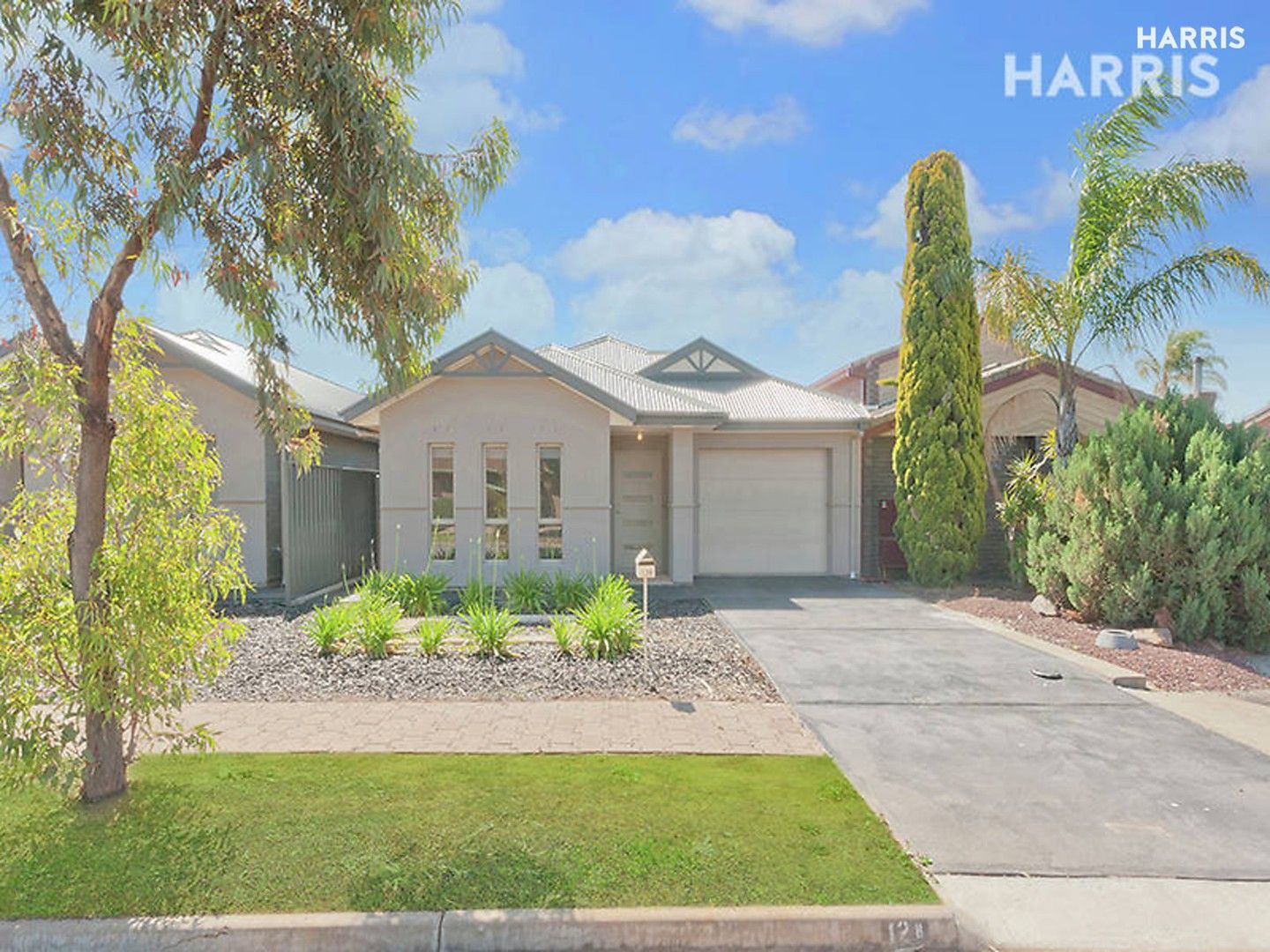 4 bedrooms House in 12a Baroona Street POORAKA SA, 5095