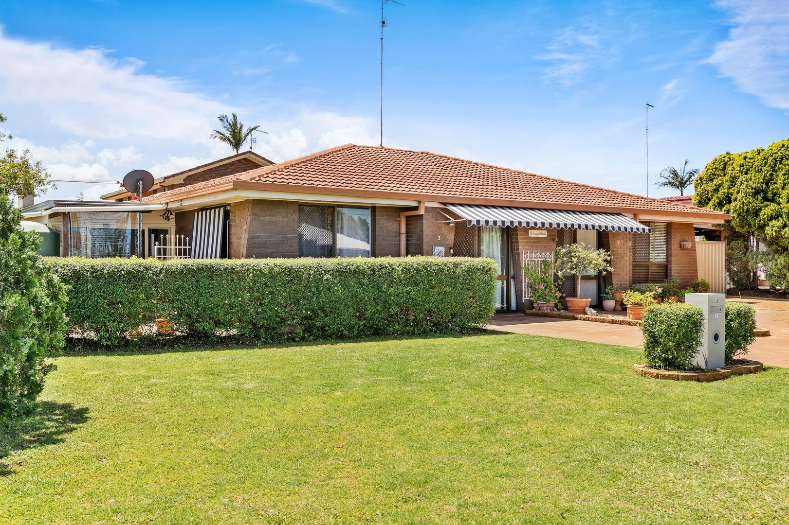 2/4 Fokker Street, Wilsonton QLD 4350, Image 1