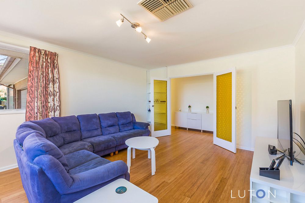 24 Dalley Crescent, Latham ACT 2615, Image 2