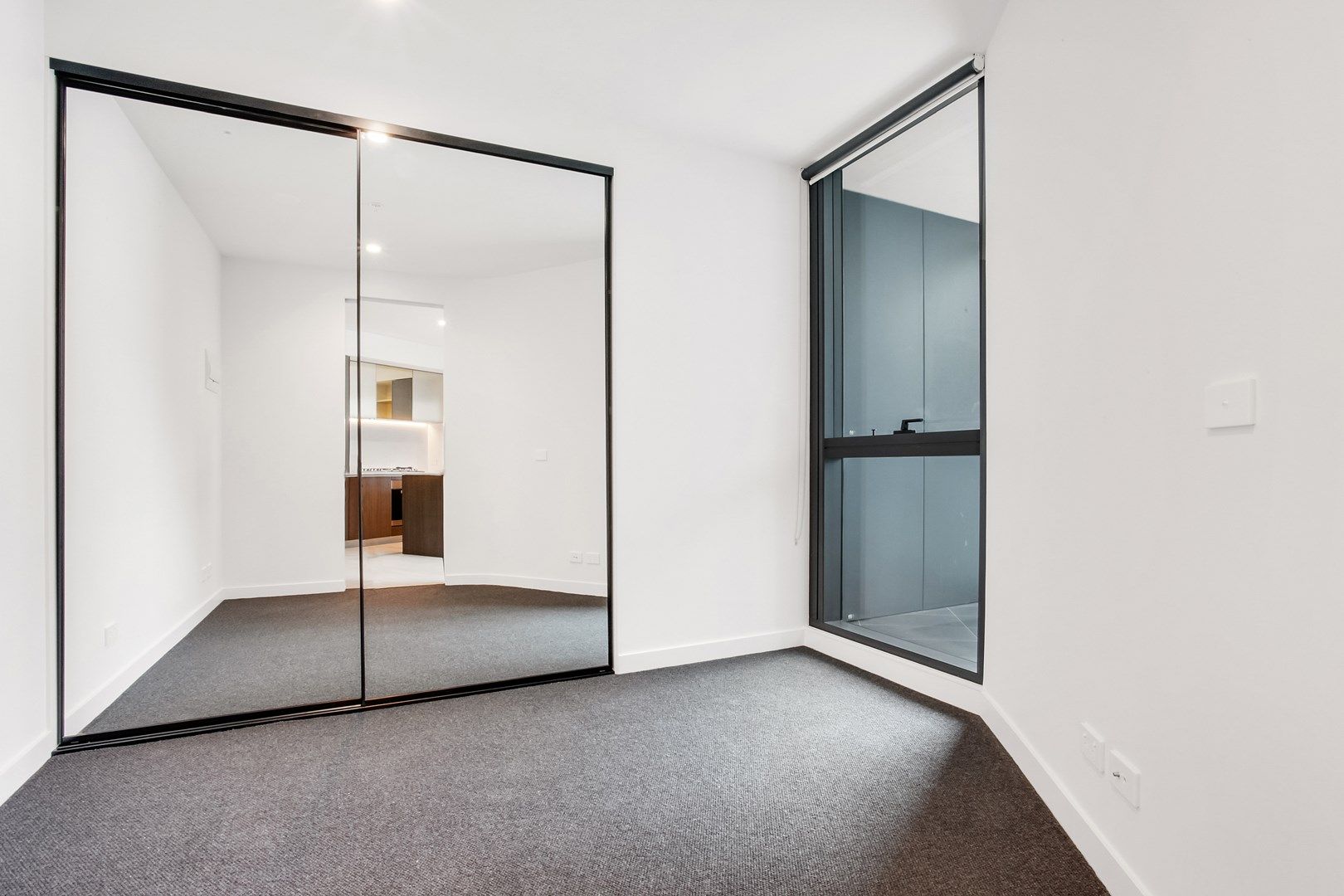 1 bedrooms Apartment / Unit / Flat in 4306/228 LA TROBE STREET MELBOURNE VIC, 3000