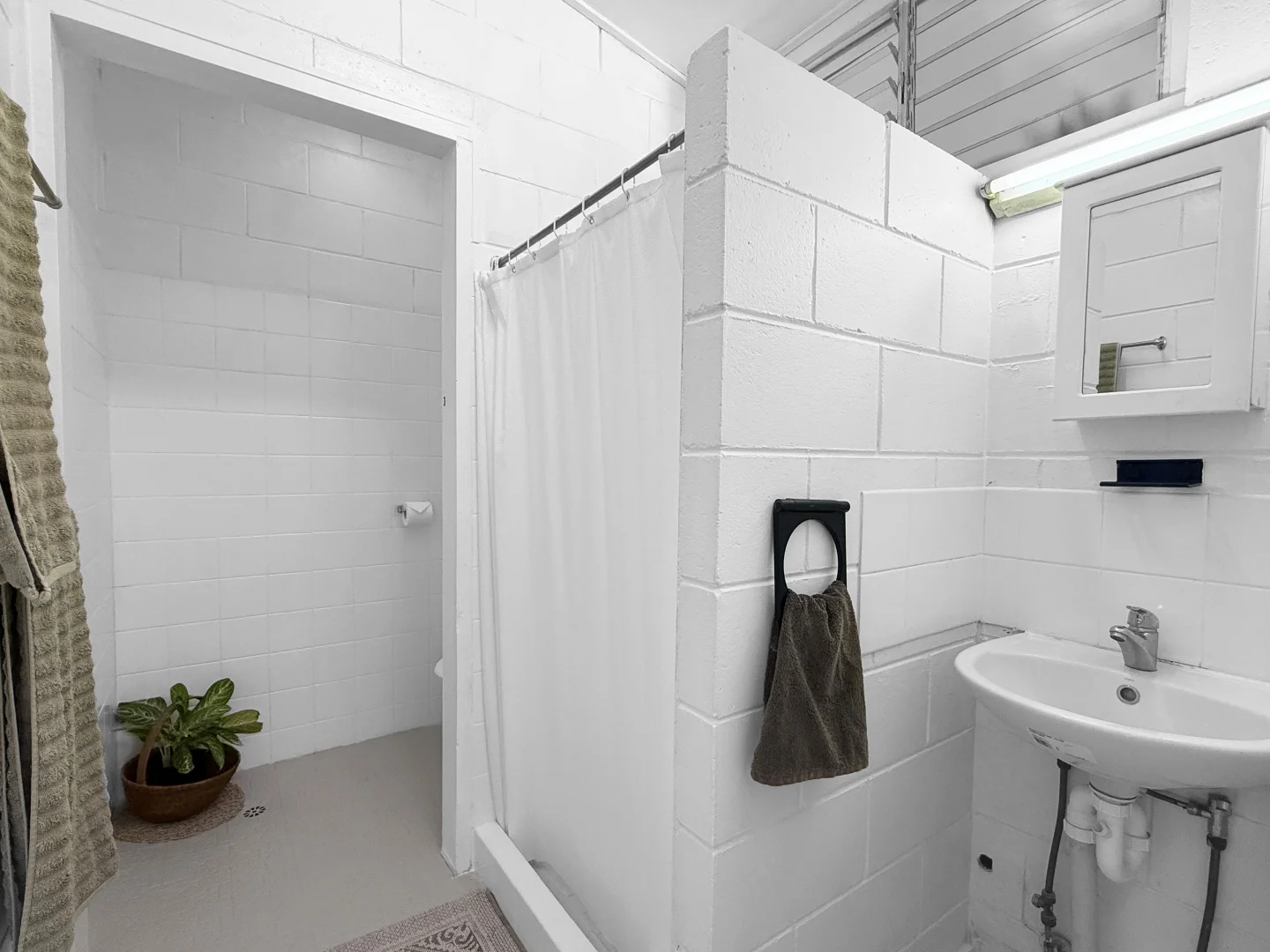 Additional image 8 of 1/14-15 The Esplanade, Nelly Bay QLD 4819