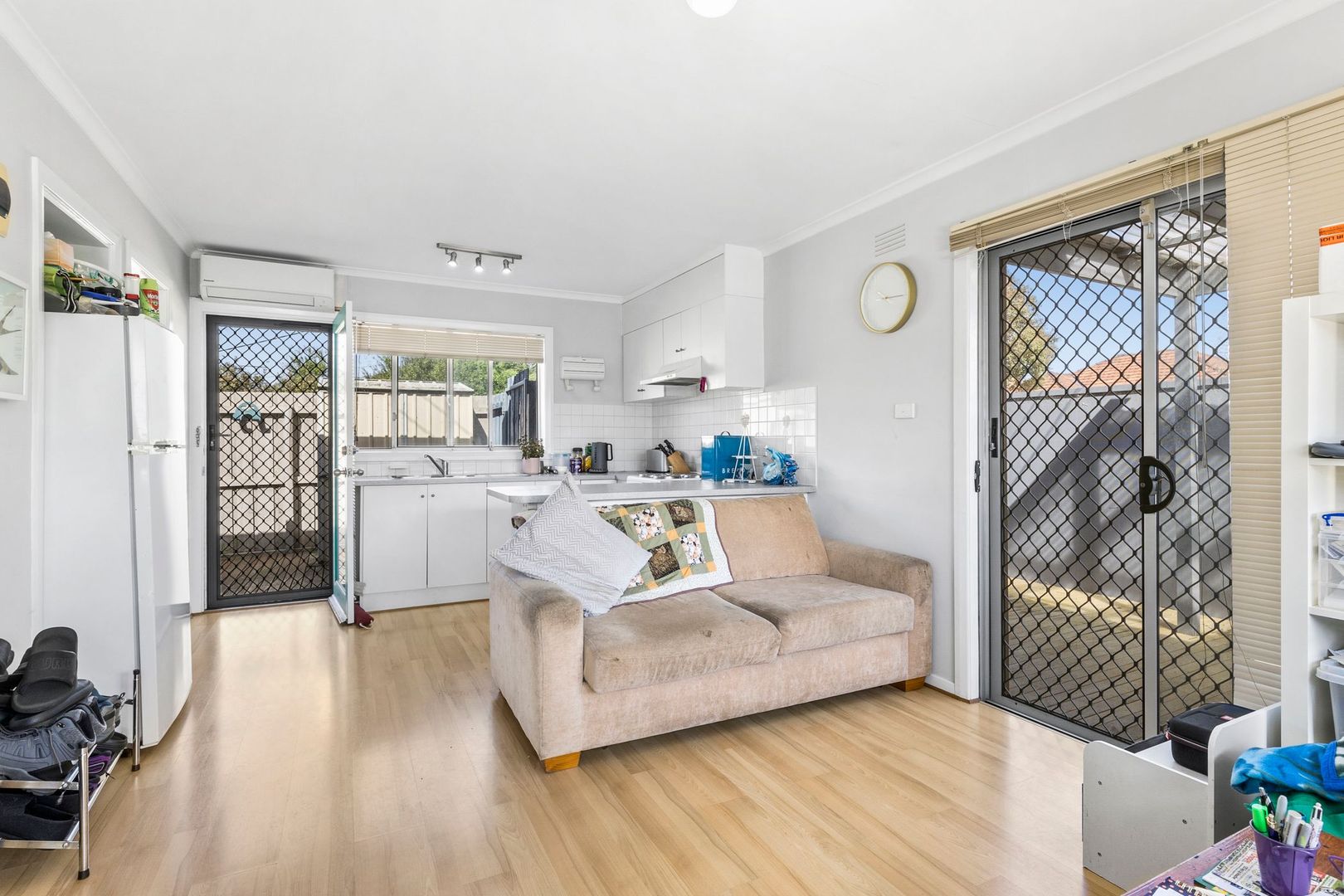 1/16 Stafford Street, Herne Hill VIC 3218, Image 1