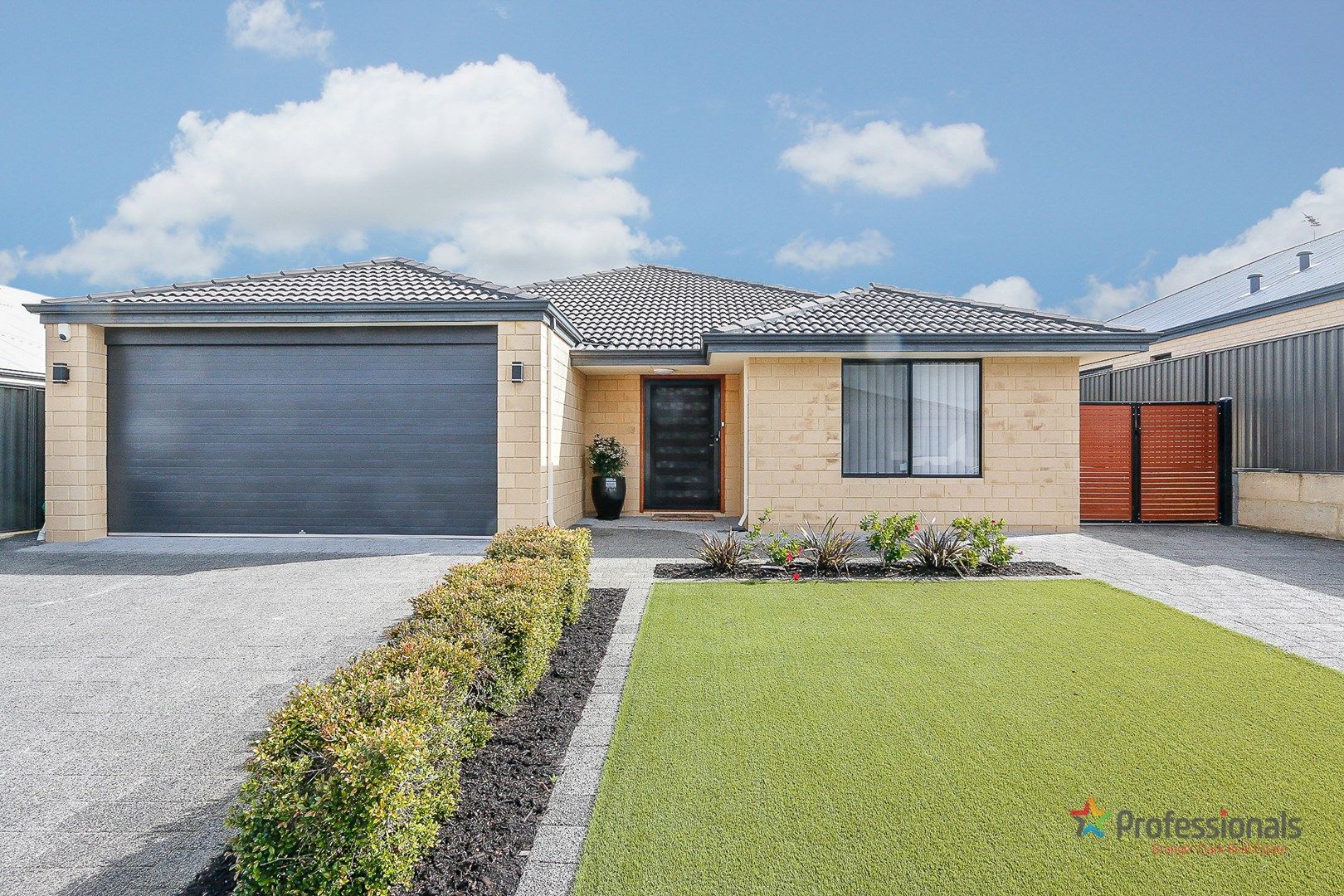 23 Zappeion Entrance, Landsdale WA 6065, Image 0