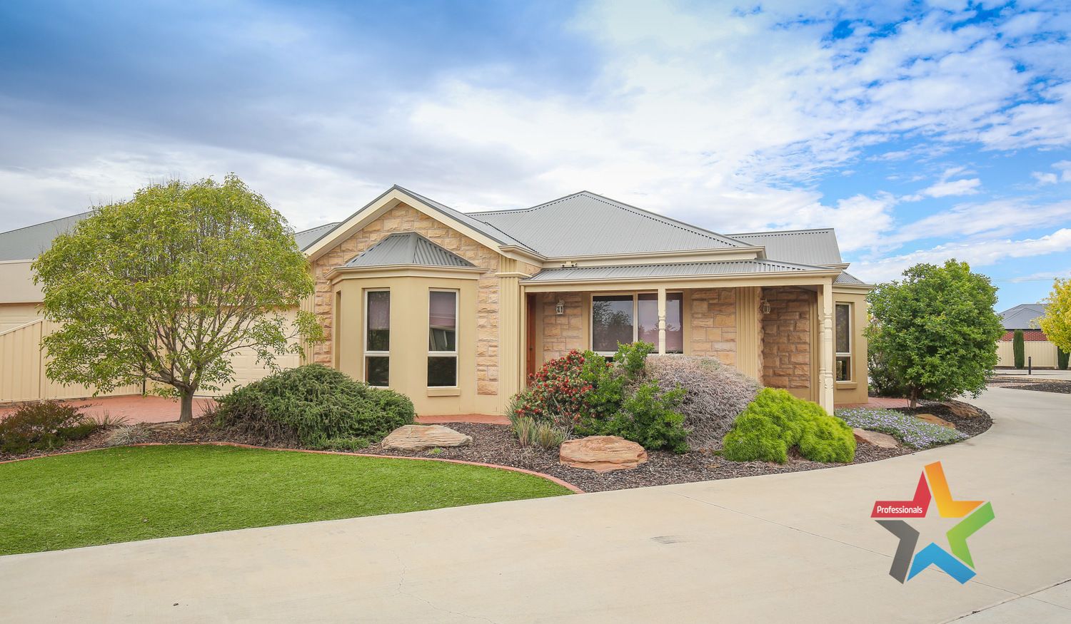 Lot 2/27 Bakogiannis Court, Mildura VIC 3500, Image 0