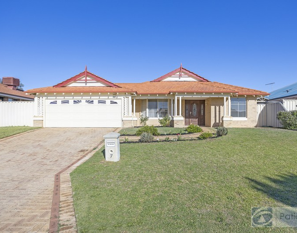 7 Highlander Place, Currambine WA 6028