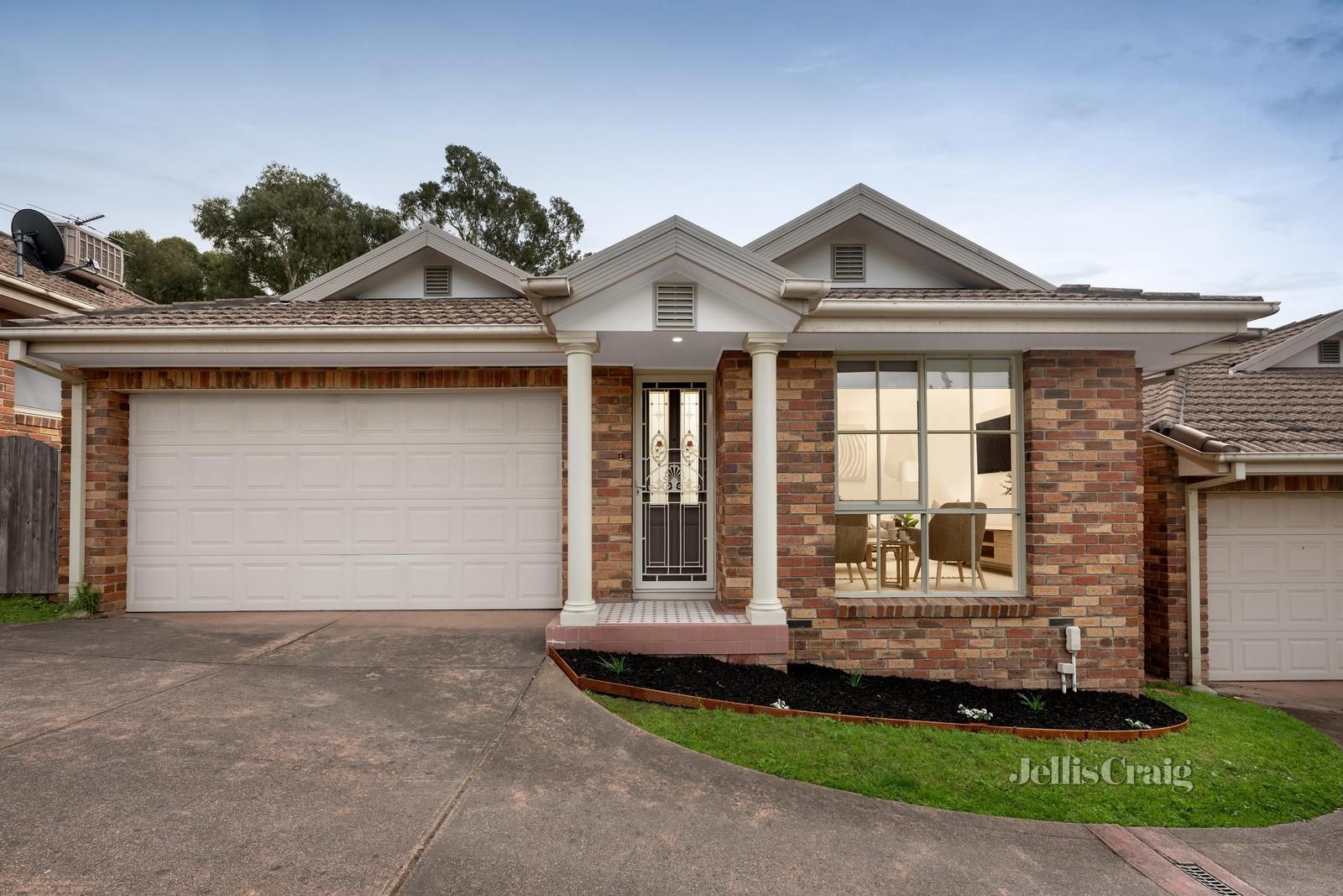 2/4 William Street, Greensborough VIC 3088, Image 0