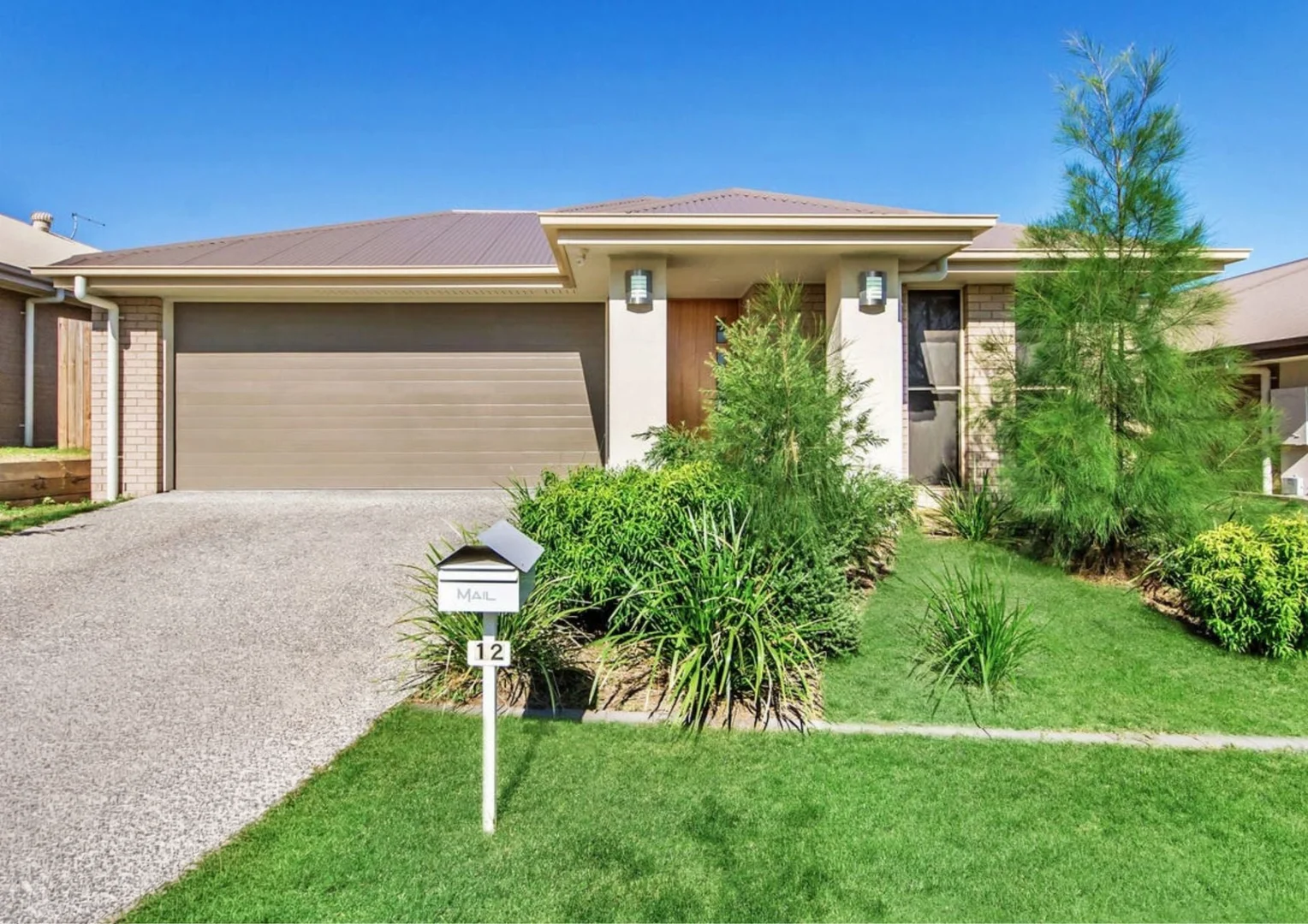 12 Milbrook Crescent, Pimpama QLD 4209