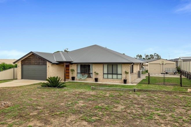 Picture of 33 Stanley Street, PITTSWORTH QLD 4356