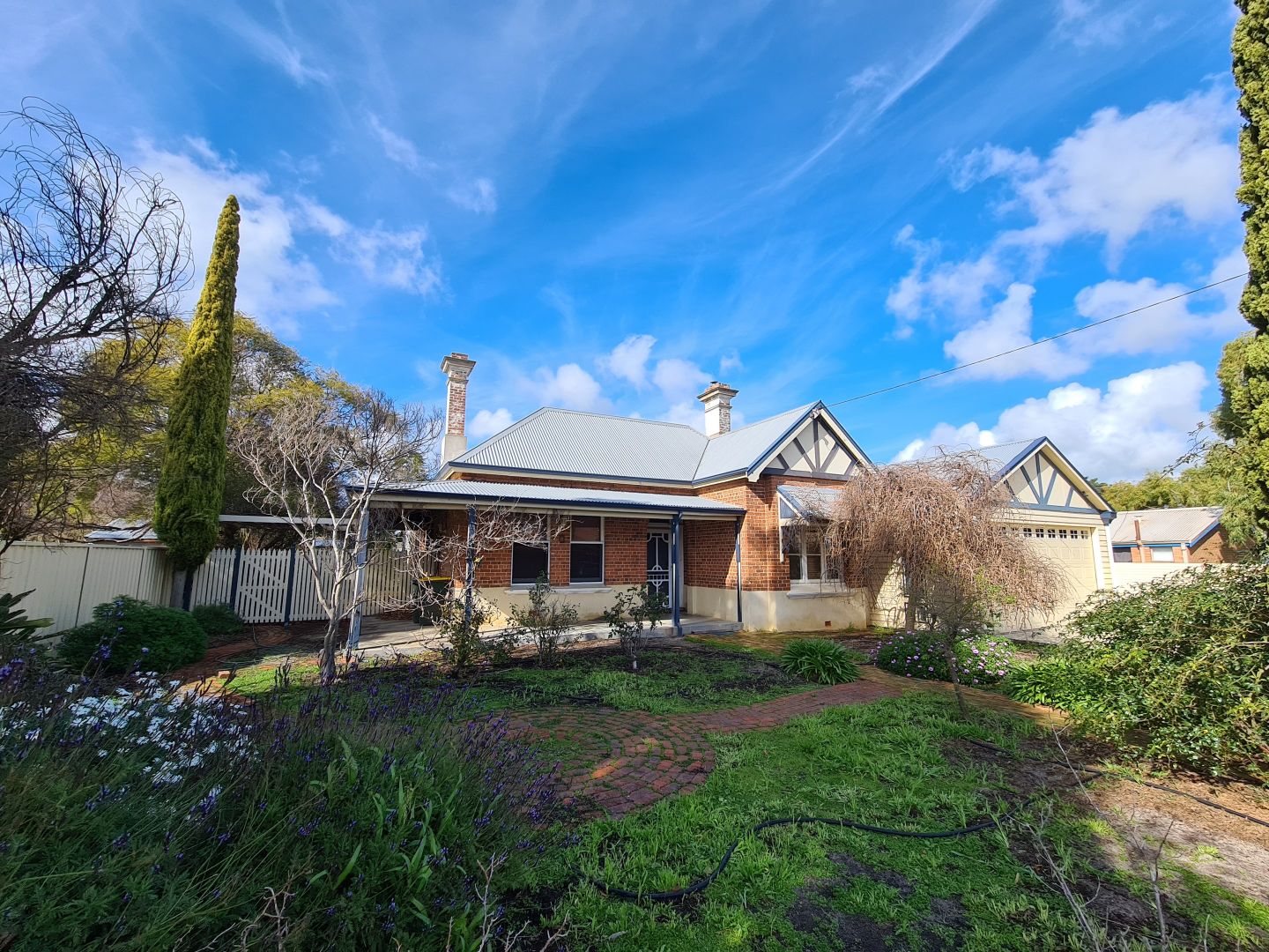 8 Clive Street, Katanning WA 6317