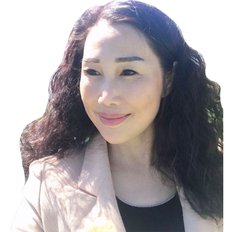 Matia Xiong, Sales representative
