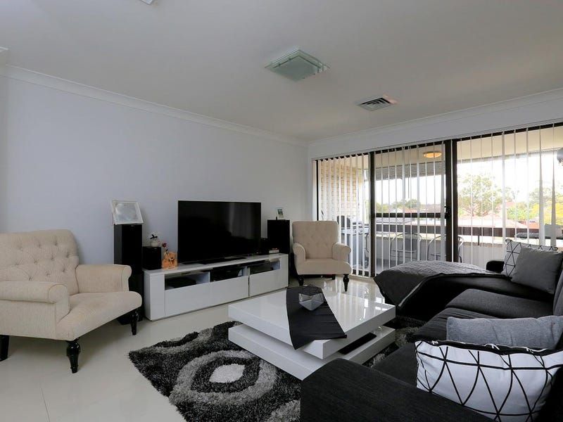 2 bedrooms Apartment / Unit / Flat in 7/140 Chapel Road BANKSTOWN NSW, 2200