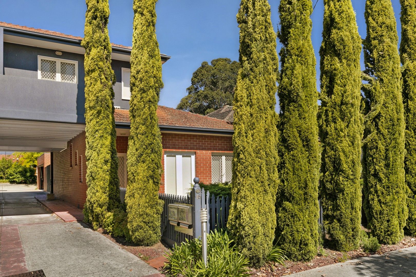 3 bedrooms Townhouse in 1/16 Graham Place BOX HILL VIC, 3128