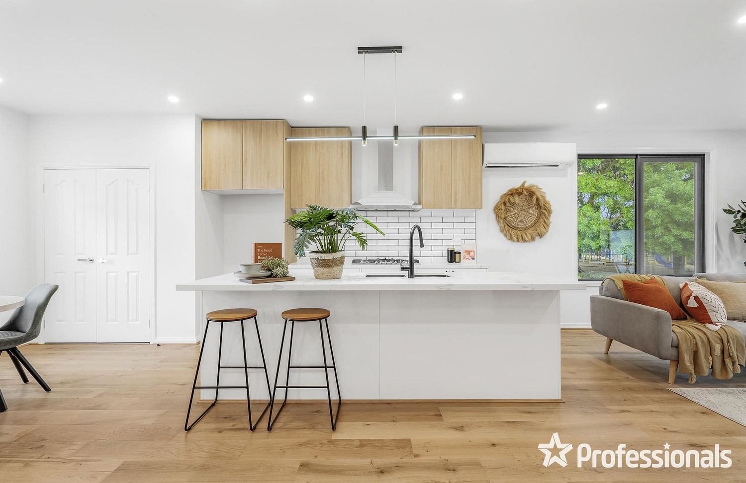 7/12 Cardigan Road, Mooroolbark VIC 3138 Townhouse For Rent Domain