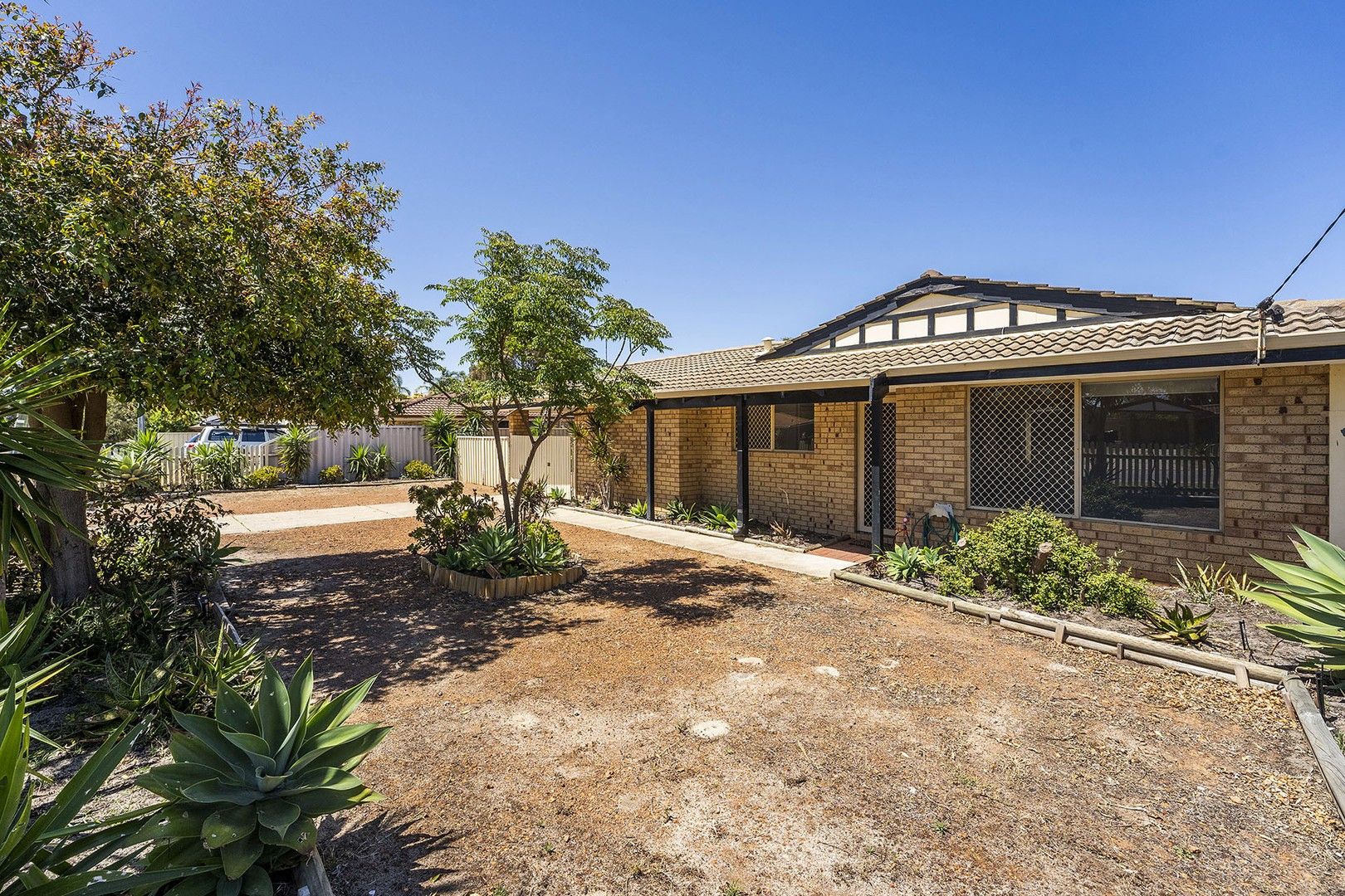 3 bedrooms House in 44 Tankerton Way COODANUP WA, 6210