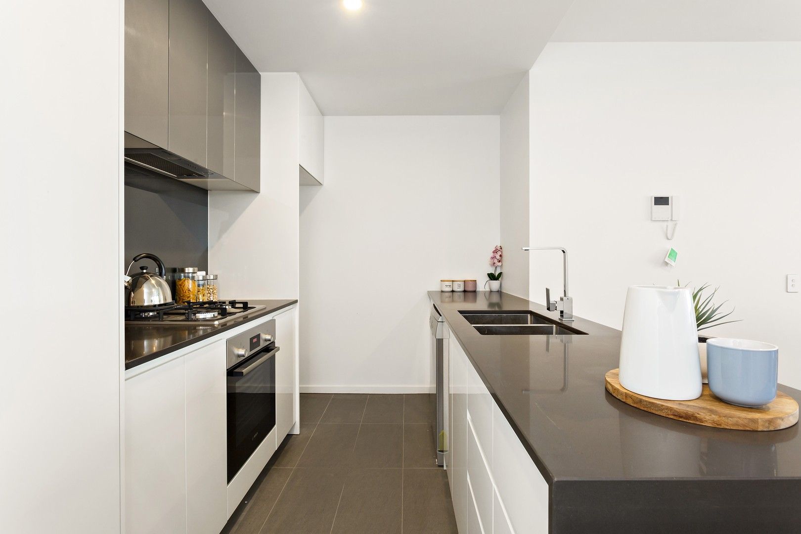 3 bedrooms Apartment / Unit / Flat in 904E/6 Tannery Walk FOOTSCRAY VIC, 3011