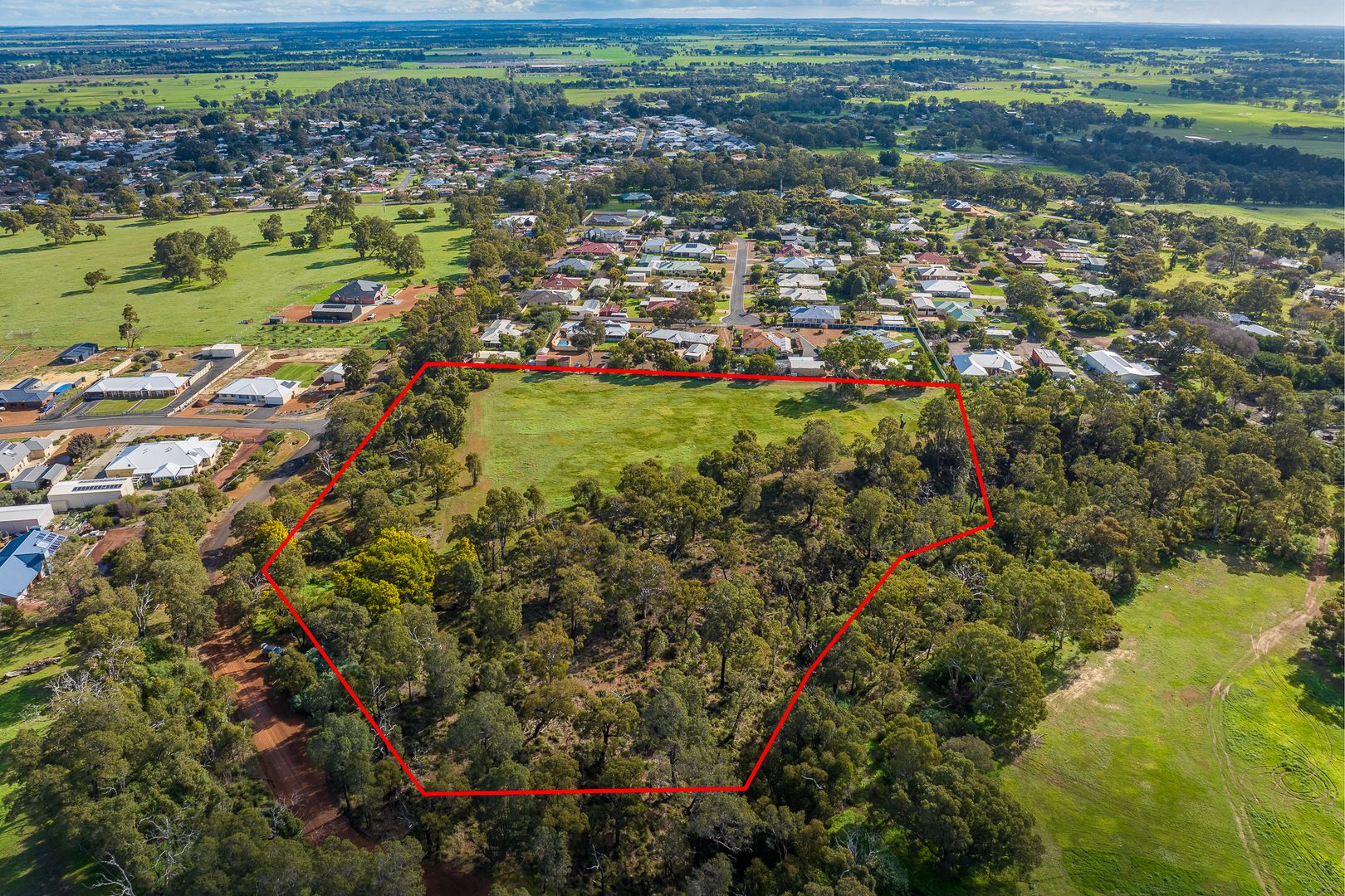 40 Elliot Street, Waroona WA 6215 Domain