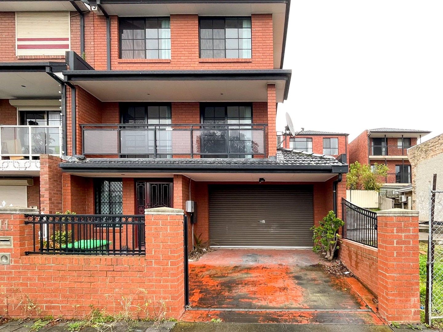 4 bedrooms House in 11 Beevers Street FOOTSCRAY VIC, 3011