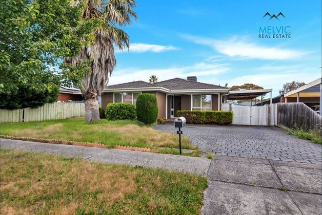 Picture of 16 Primrose Hill Close, ENDEAVOUR HILLS VIC 3802