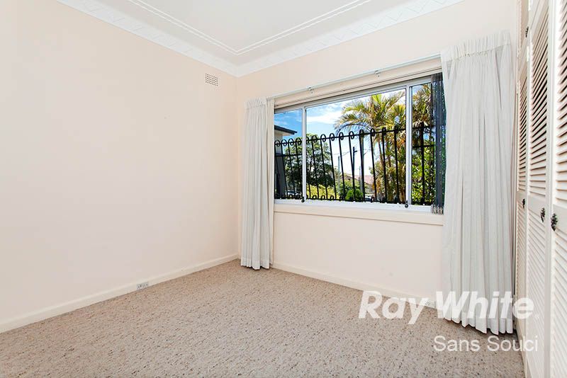 323 Woolooware Rd, BURRANEER NSW 2230, Image 2