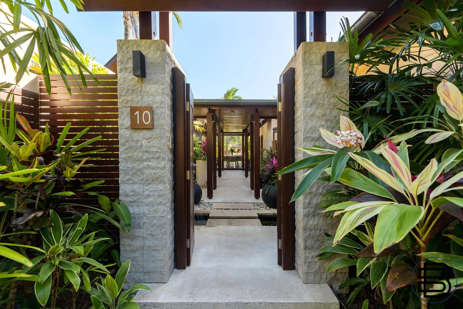 10 Bale Drive, Port Douglas QLD 4877