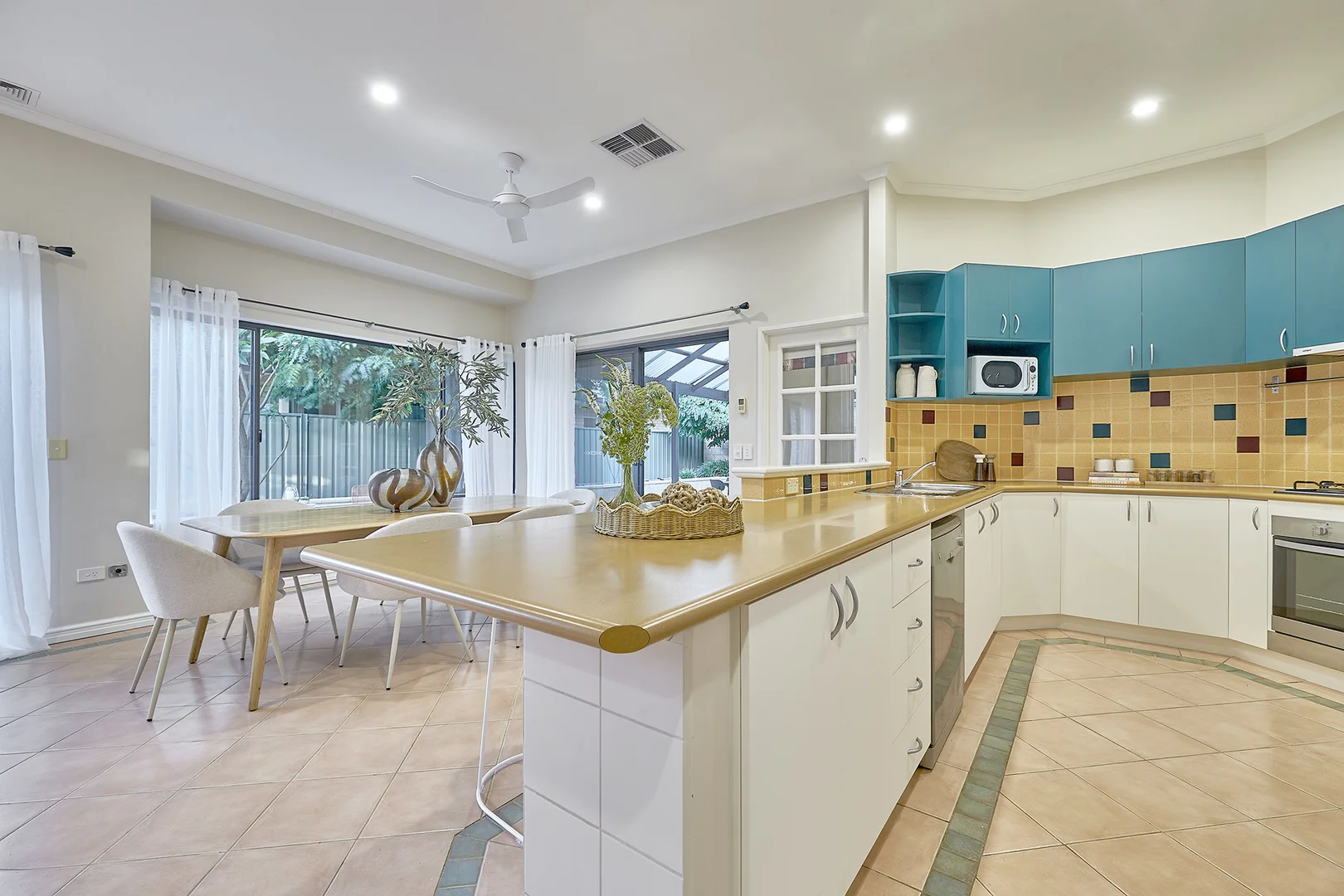 Additional image 12 of 19A Davy Street, Alfred Cove WA 6154
