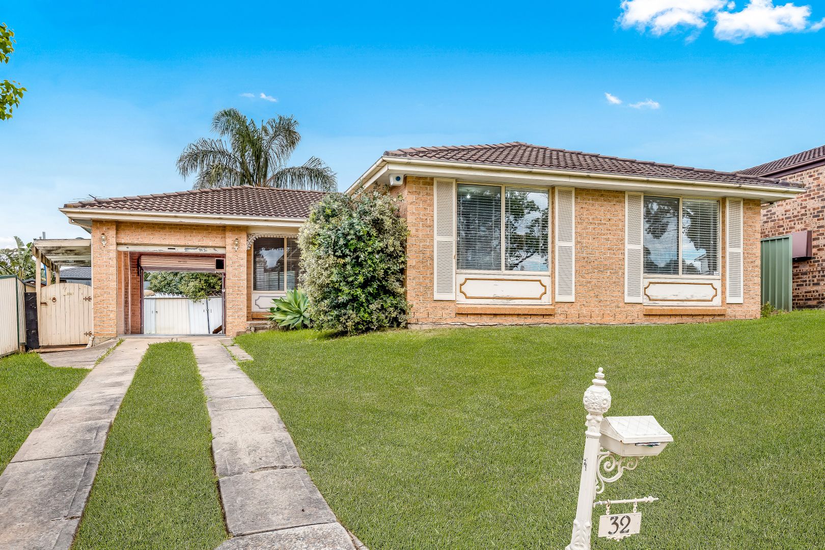 32 Stockdale Crescent, Abbotsbury NSW 2176, Image 1