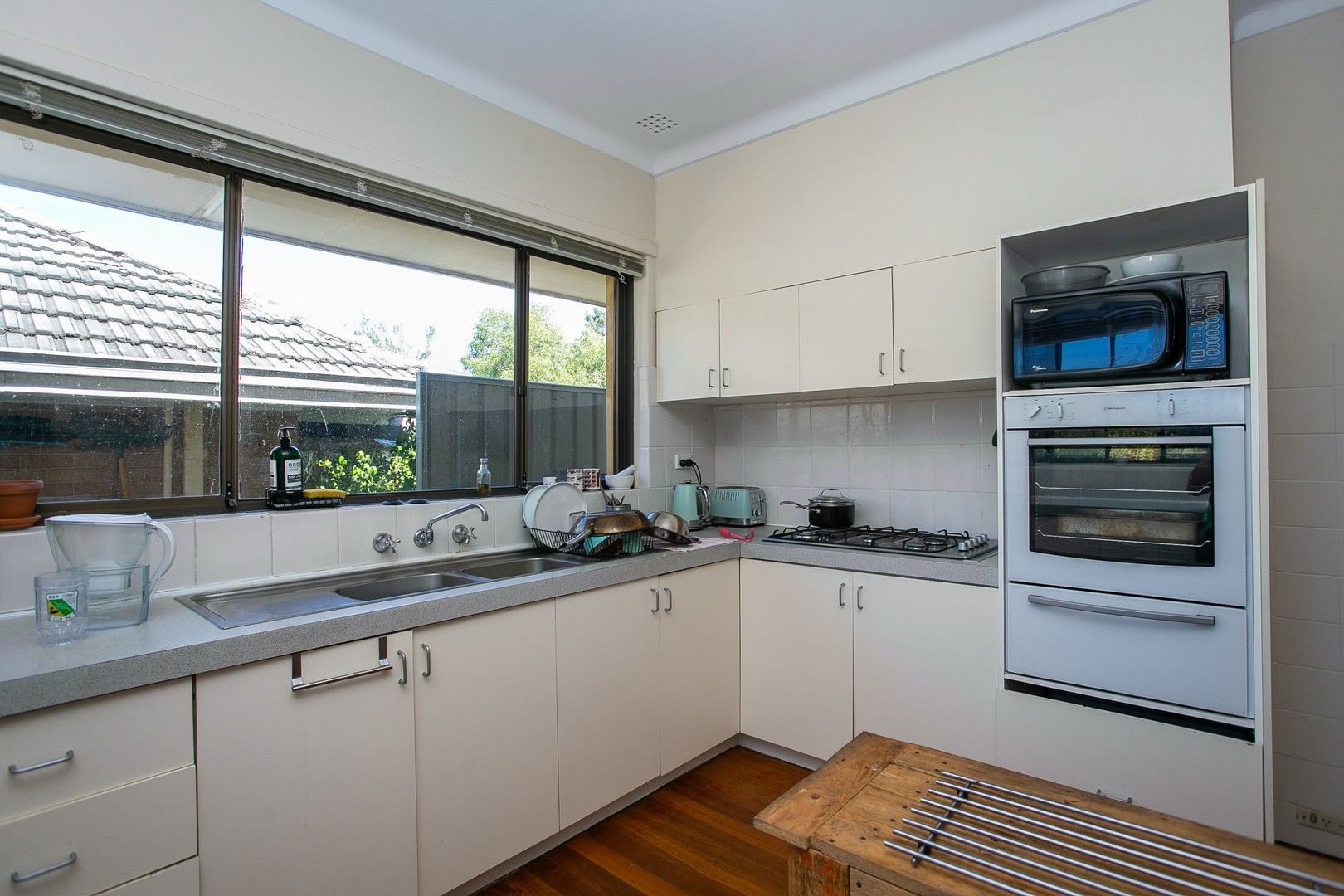 4 bedrooms House in 30 Davidson Road ATTADALE WA, 6156