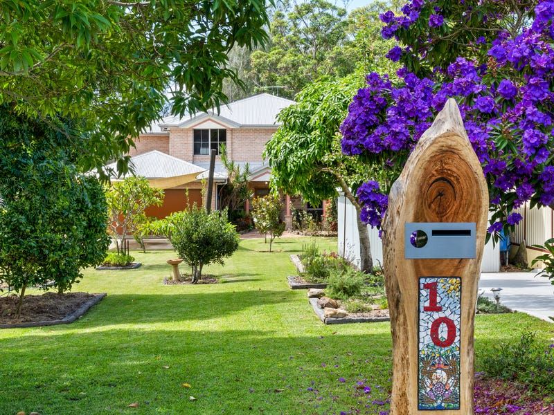 10 Chifley Road, Morisset Park NSW 2264 Domain