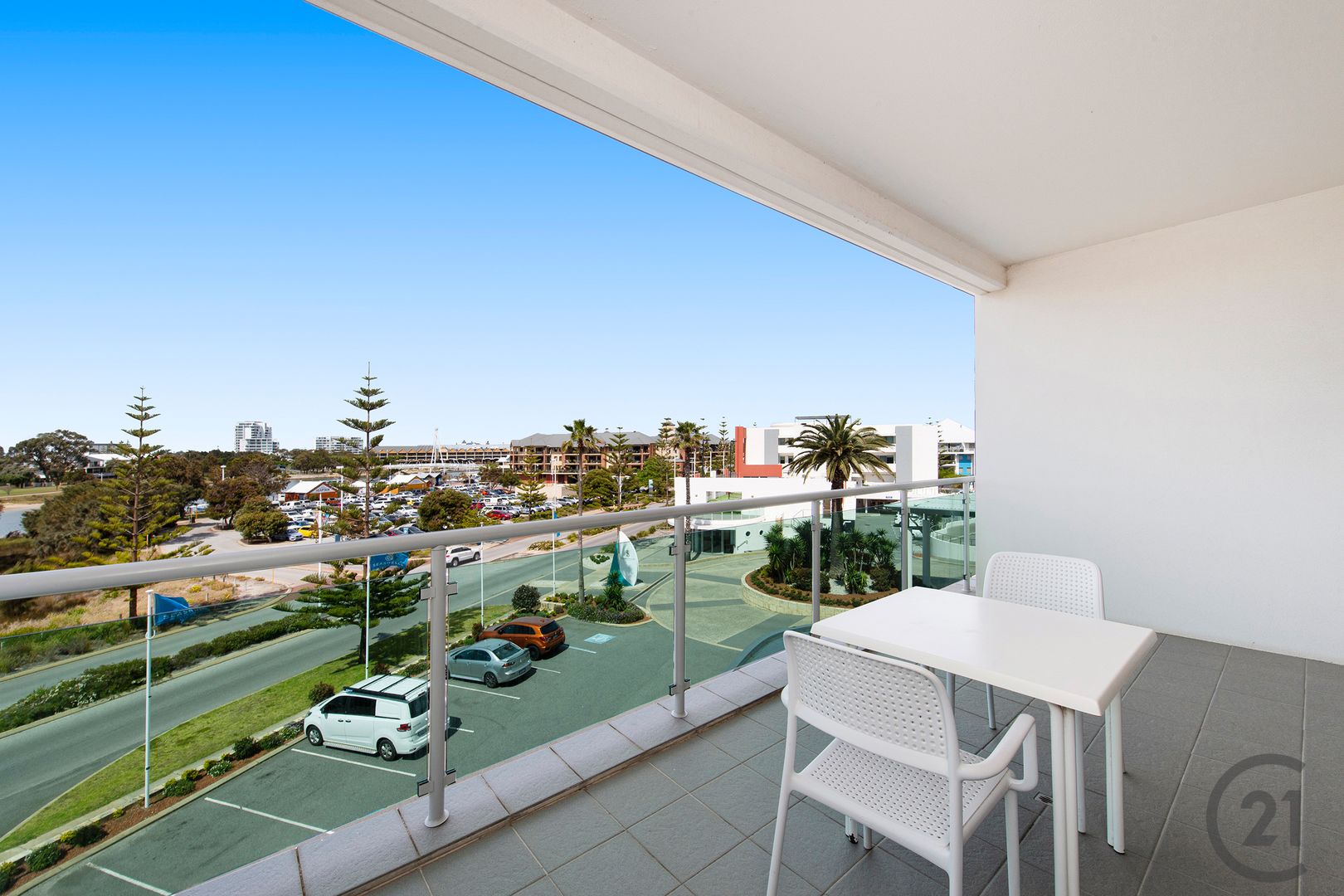 204/16 Dolphin Drive, Mandurah WA 6210, Image 2