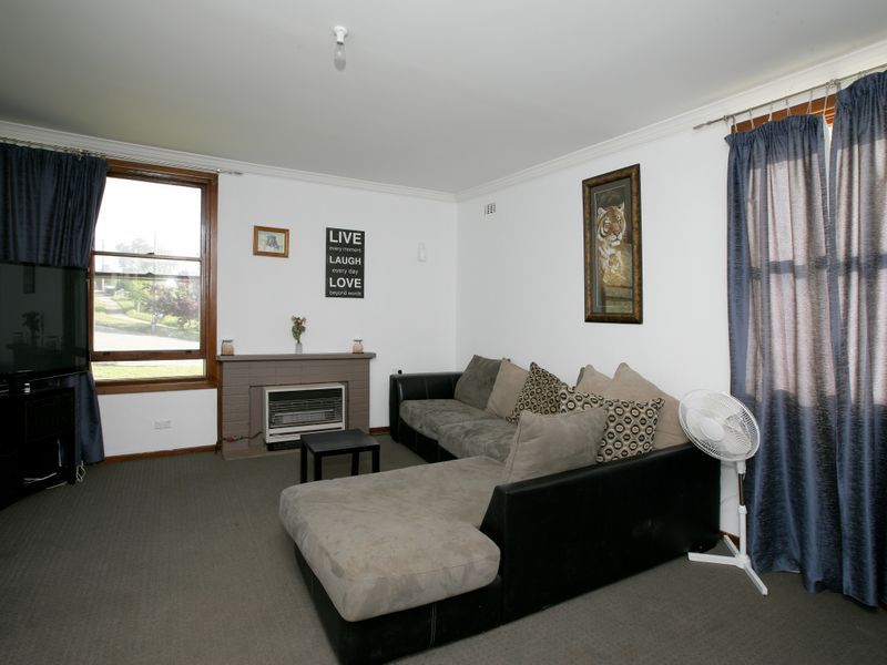 23 Phillip Avenue, MOUNT AUSTIN NSW 2650, Image 1