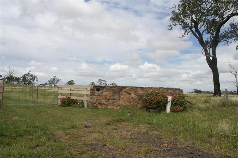 400 Savage Road, Hodgson Vale Property History & Address Research