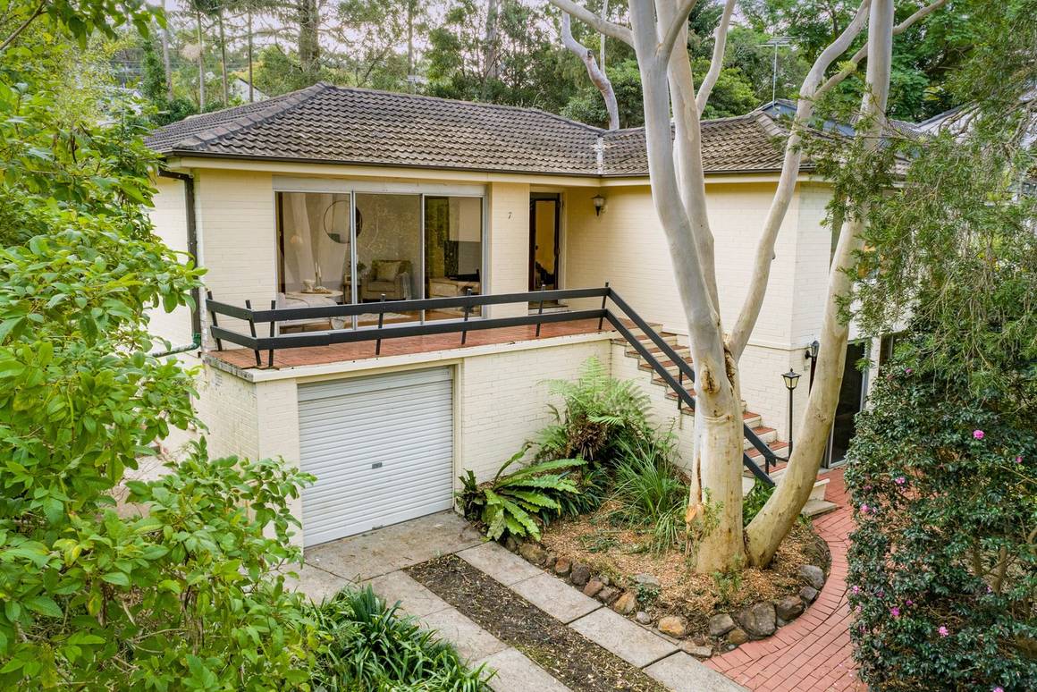 Picture of 7 Bungowen Avenue, THORNLEIGH NSW 2120