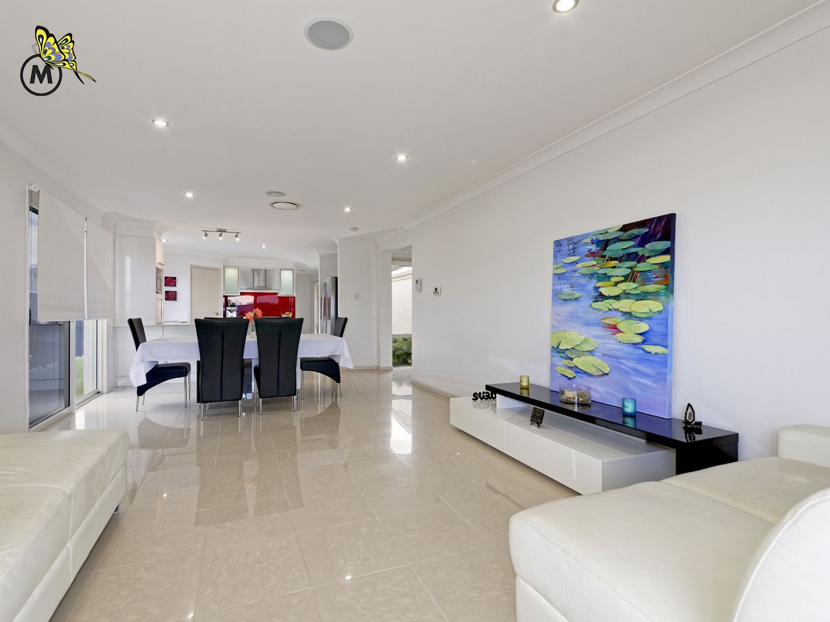 2 Butlers Close, Upper Kedron QLD 4055, Image 1