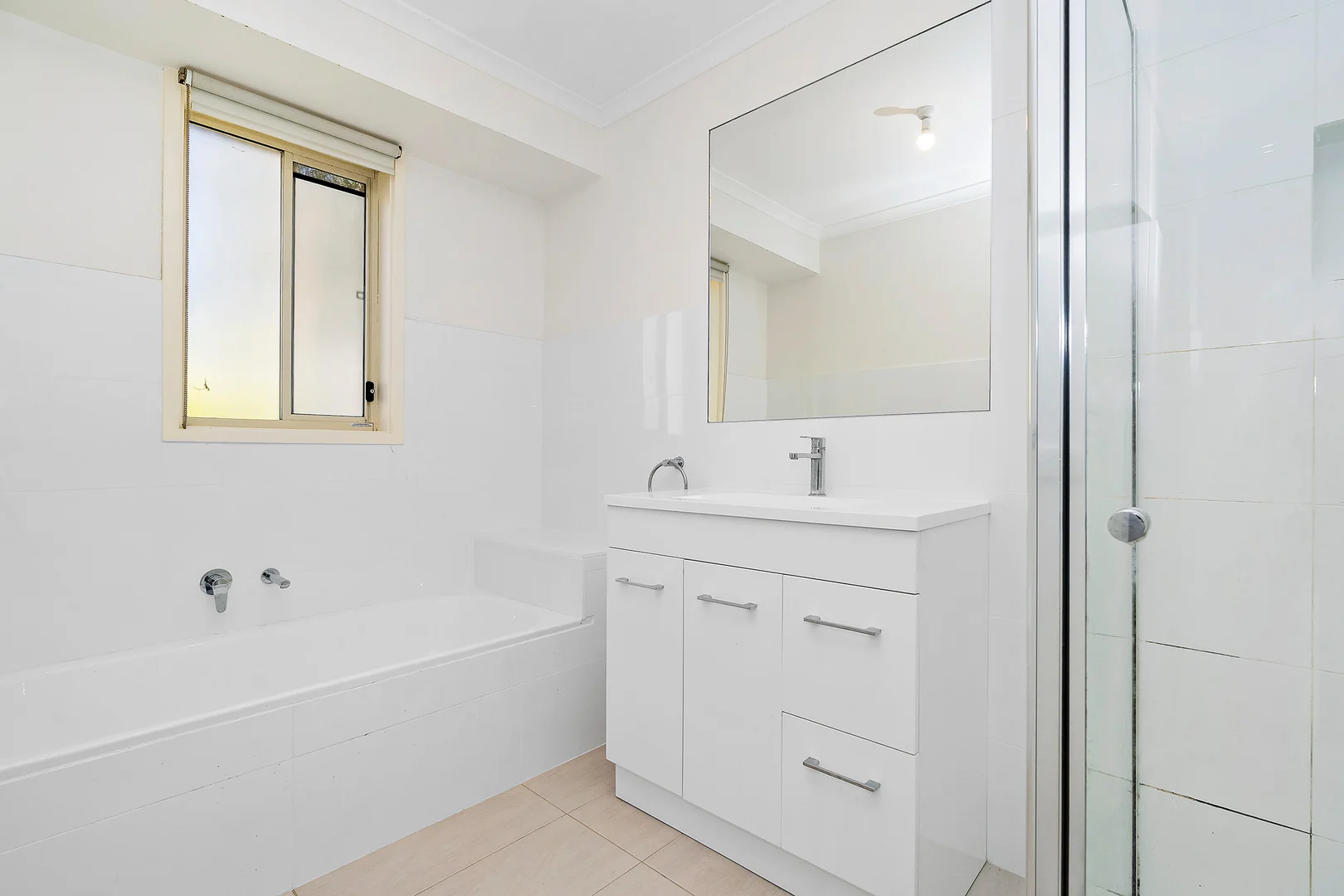 Additional image 6 of 2/18 Hart Avenue, Greensborough VIC 3088