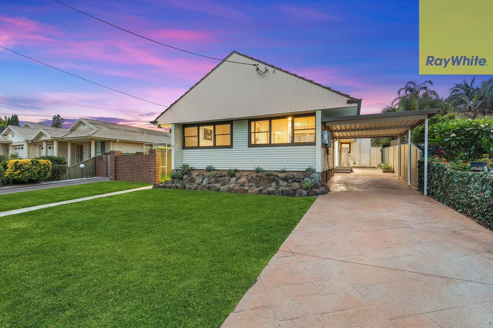 89 Victor Avenue, Picnic Point NSW 2213